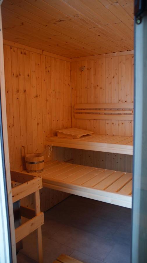 Ferienwohnung Burgblick im Neuffener Tal mit Sauna und Wallbox Frickenhausen  Exterior foto
