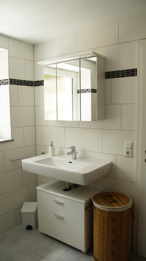 Ferienwohnung Burgblick im Neuffener Tal mit Sauna und Wallbox Frickenhausen  Exterior foto